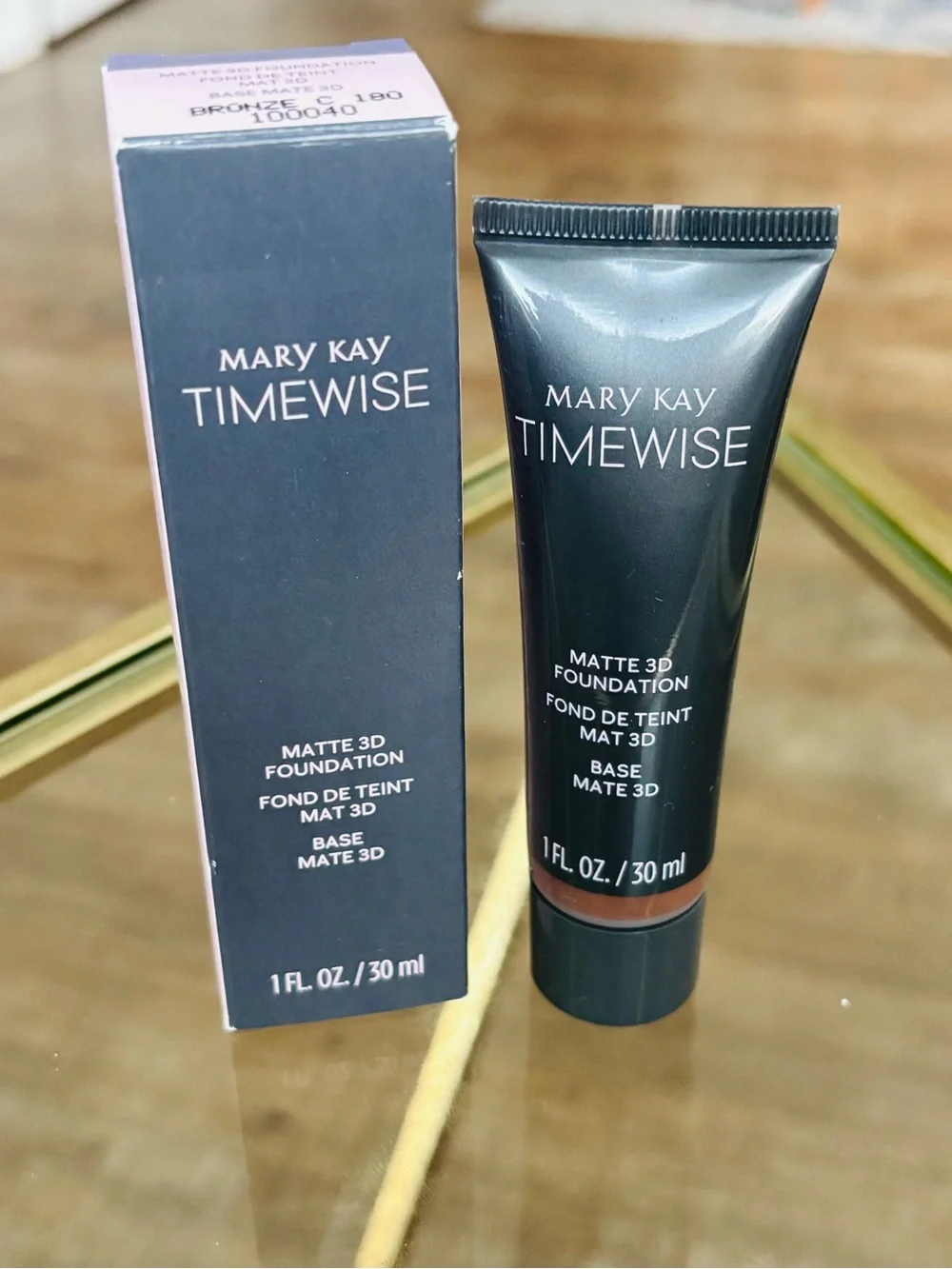 NIB Mary-Kay Timewise Matte 3D Foundation Base Bronze C 1 FLOZ